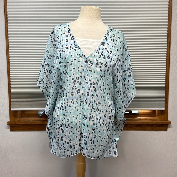 NYDJ NWOT Aqua Desert Cat Tranquility Chiffon Caftan Popover Top With Cami - Picture 2 of 10
